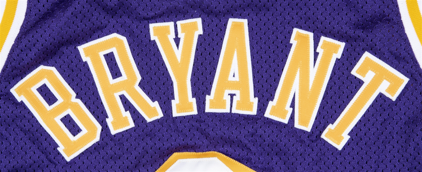 1998-99 Los Angeles Lakers - Kobe Bryant Game-Worn Warm-Up Uniform  (Shooting Shirt & Pants)