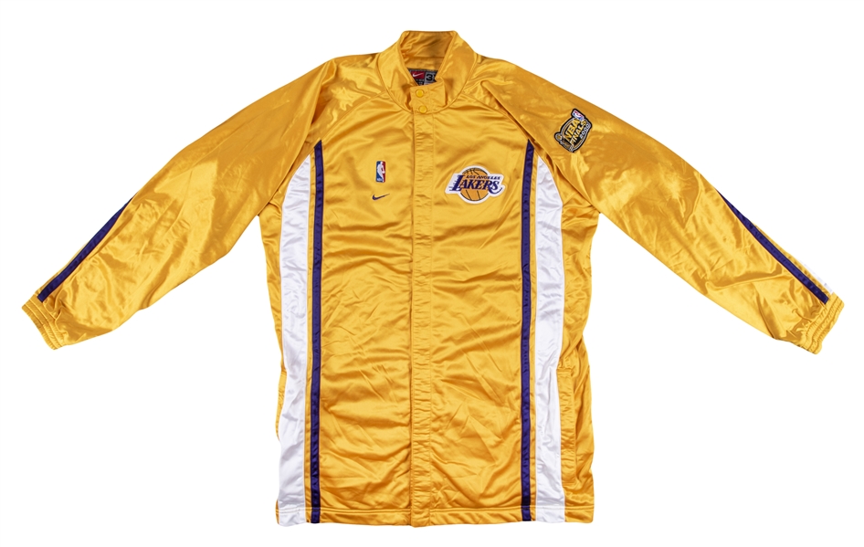 Lot Detail - 2000 Kobe Bryant LA Lakers NBA Finals Worn Warm-Up Jacket  (World Championship Season)