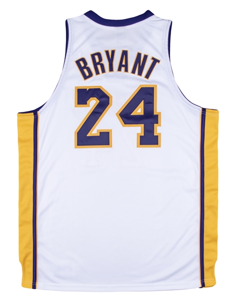 UDA Kobe Bryant Autographed 1959-1960 ltd ed. Lakers Throwback Jersey #9/108