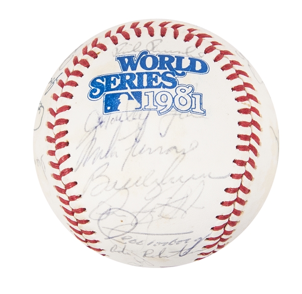 Yogi Berra Autographed MLB Baseball - JSA