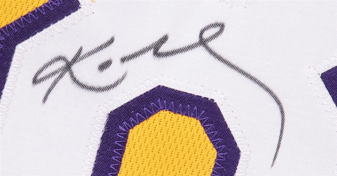 Lot Detail - KOBE BRYANT AUTOGRAPHED LOS ANGELES LAKERS #8 HOME