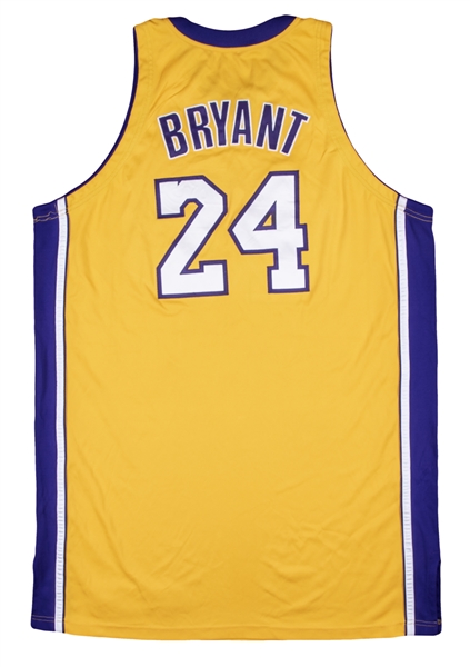 Lot Detail - 2009-10 Kobe Bryant Game Used Los Angeles Lakers Home ...