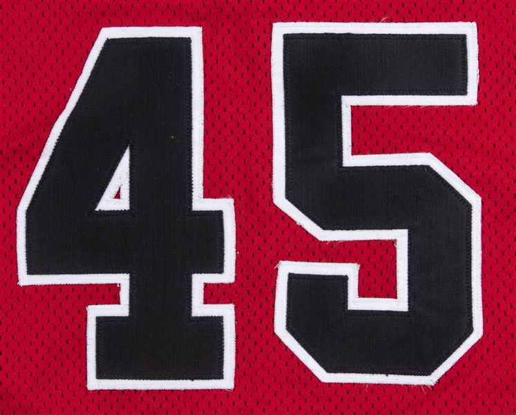 1994 95 Michael Jordan #45 Bulls Game Used Jersey