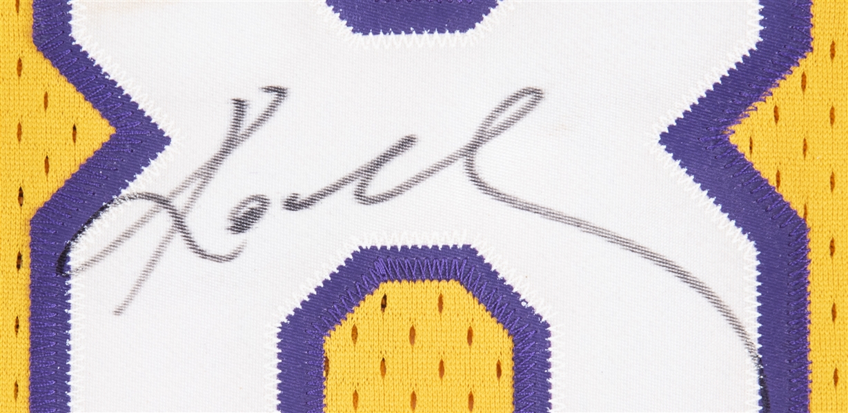 Sold at Auction: Kobe Bryant Signed #8 Lakers Jersey w/ Career Accolades  (PSA/DNA)