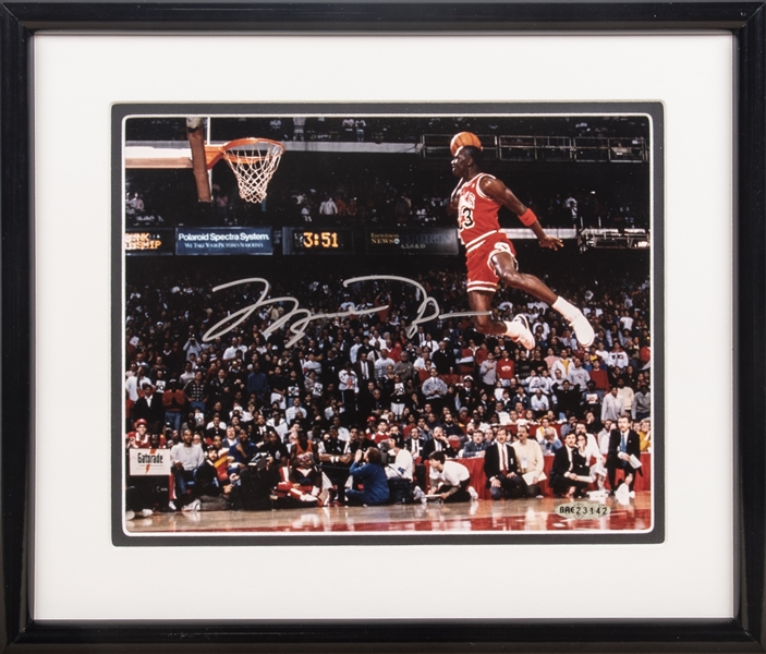Former Gatorade exec auctioning off Michael Jordan items