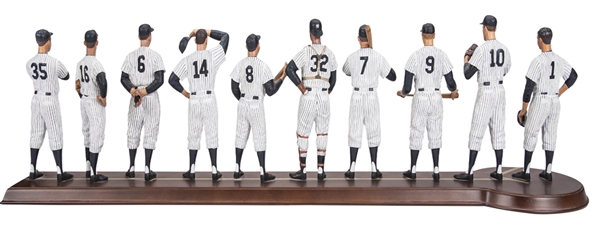 Lot Detail - 1961 New York Yankees Danbury Mint Team Baseball Statue