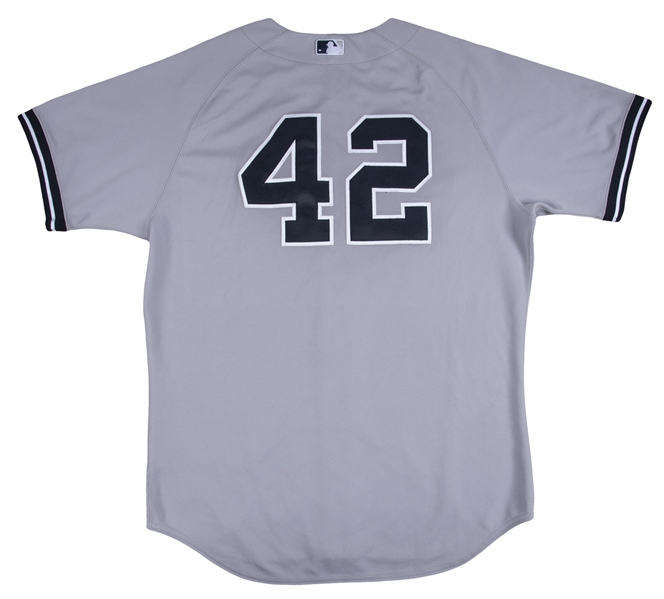 Lot Detail - 2015 Joe Girardi Game Used New York Yankees #42 Road Jersey  Used on 5/10/15 - Jackie Robinson Day Jersey (MLB Authenticated & Steiner)