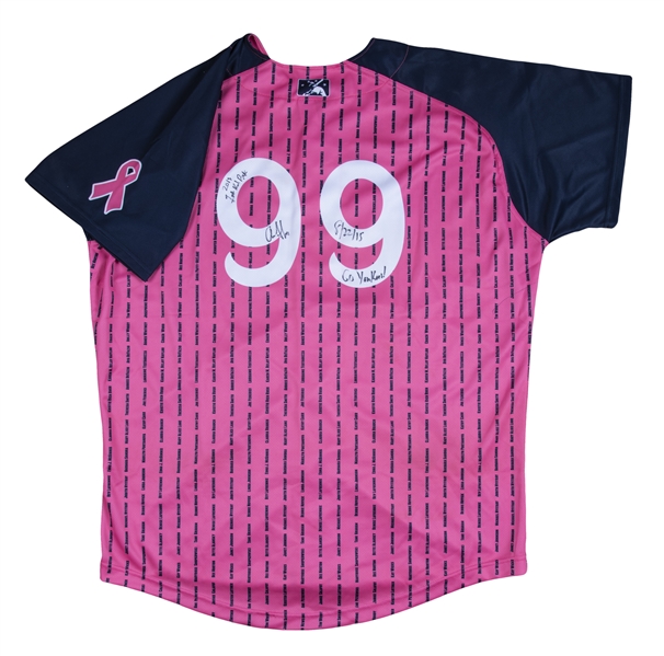 pink aaron judge jersey