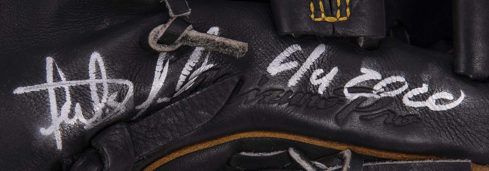 Lot Detail - 2020 Fernando Tatis Jr. Game Used Fielding Glove (Tatis LOA)
