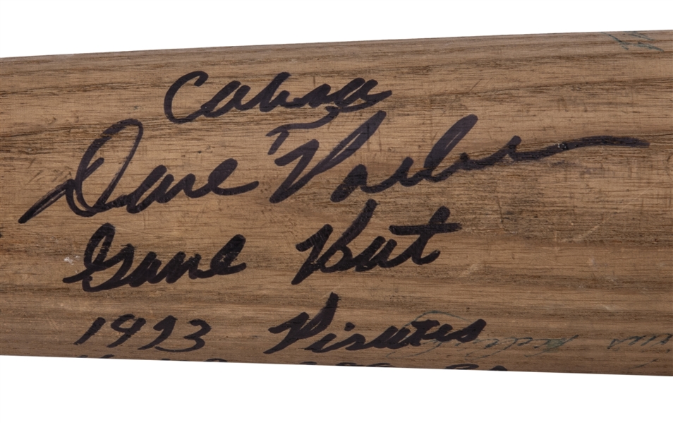 Lot Detail - 1973 Dave Parker Game Used, Signed & Inscribed Hillerich &  Bradsby Rookie Era Bat - Inscribed With Rookie Season Stats (MEARS A9 &  Beckett)