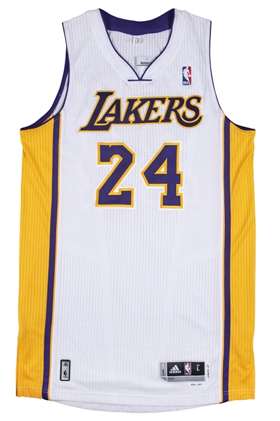 Kobe Bryant Signed 2010-11 Los Angeles Lakers Game Issued #24