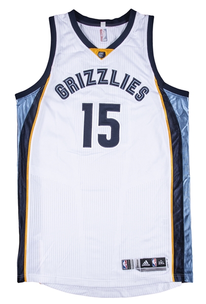 Lot Detail - 2016 Vince Carter Game Used Memphis Grizzlies #15 Home Jersey  Used on 10/30/16 - 18 Point Game! (MeiGray)