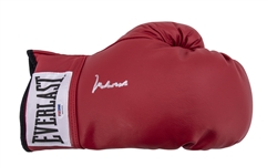 Muhammad Ali Signed Boxing Glove (PSA/DNA)