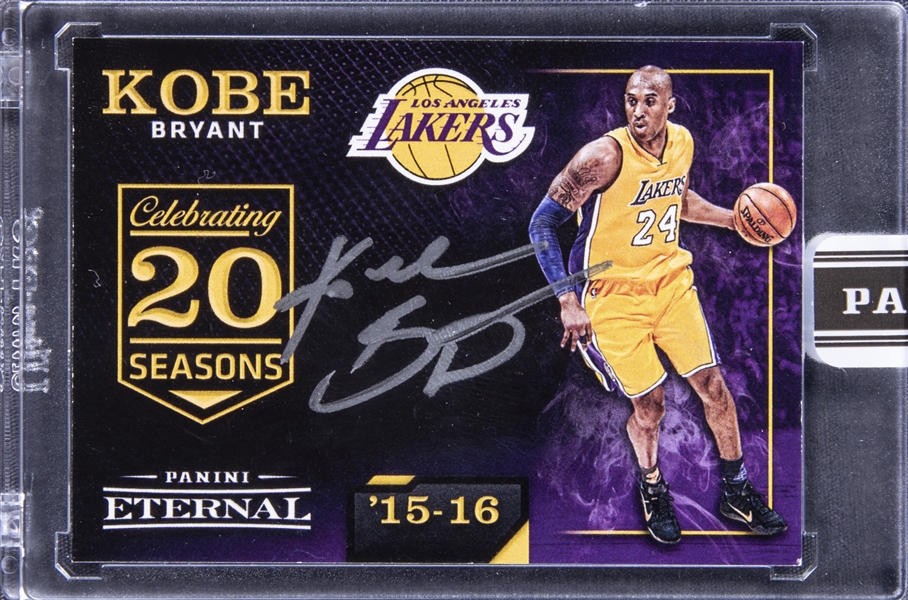 Kobe Bryant 2016-17 Panini Limited Jersey Autographs #LJS-KB