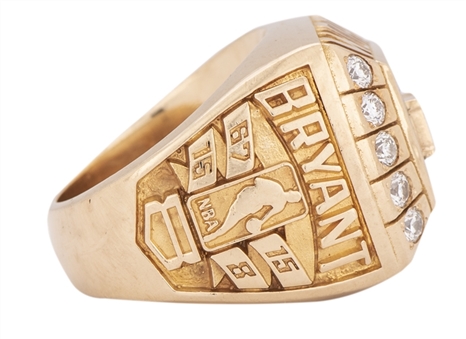 Lot Detail - 2000 Kobe Bryant Los Angeles Lakers NBA Championship Ring ...